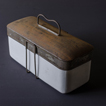 古道具の磁器ボックス-4
